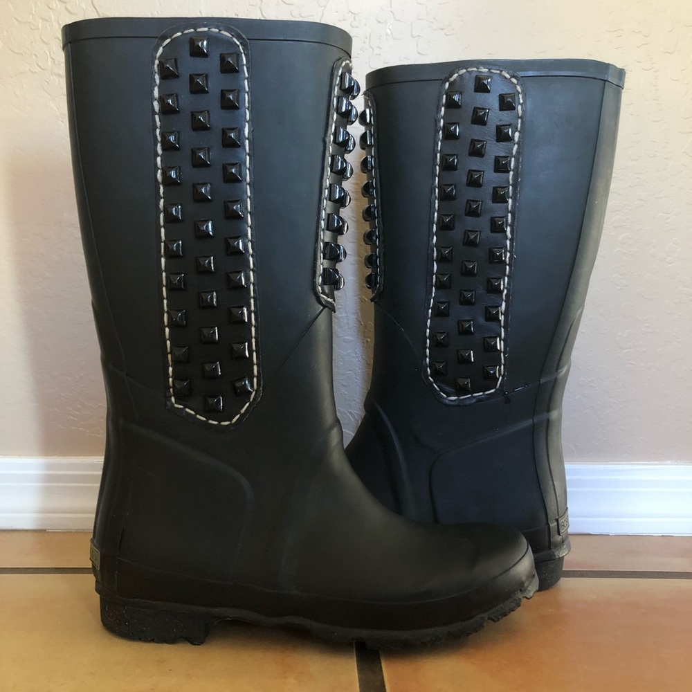 BCBG studded rain boots